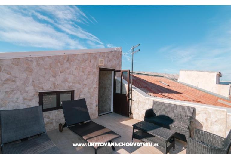 Pag Holiday Home – photo 2