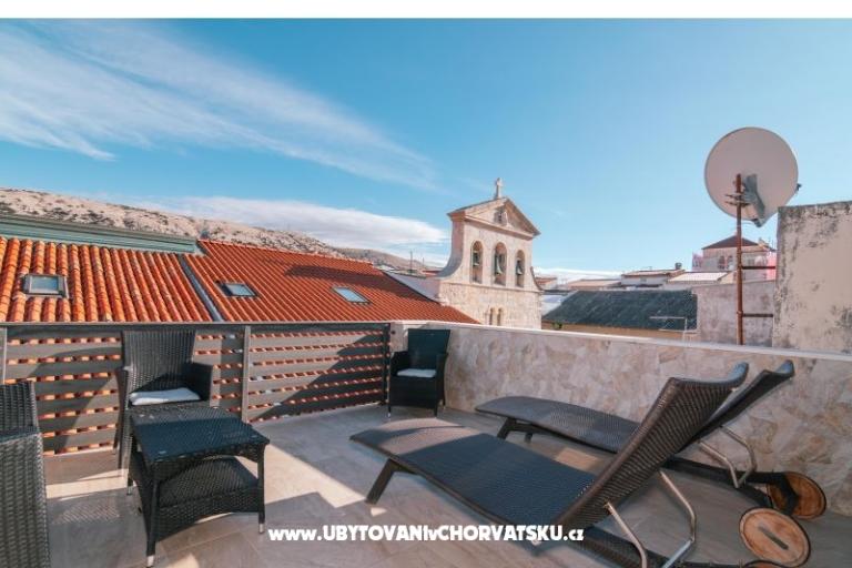 Pag Holiday Home – photo 3