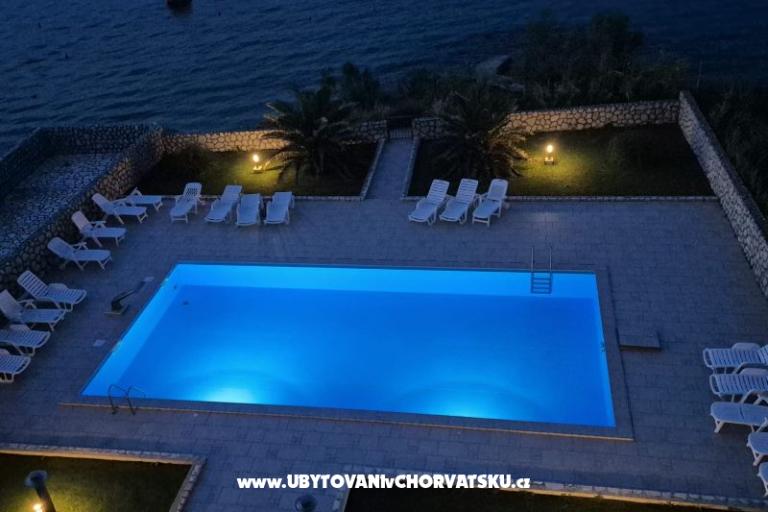 Pool apartments Pag – photo 10