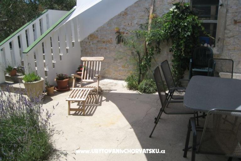 Stonehouse Dana – photo 13