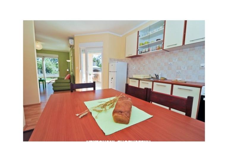 Apartments Paklina – photo 4