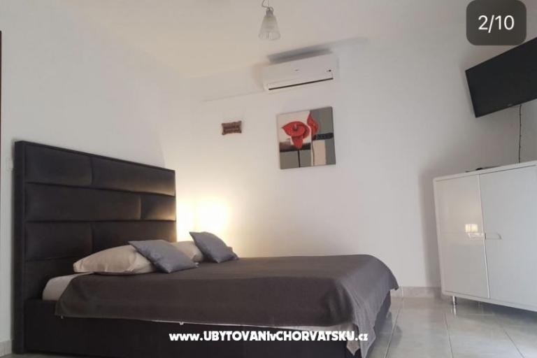 Apartments Iva – photo 8