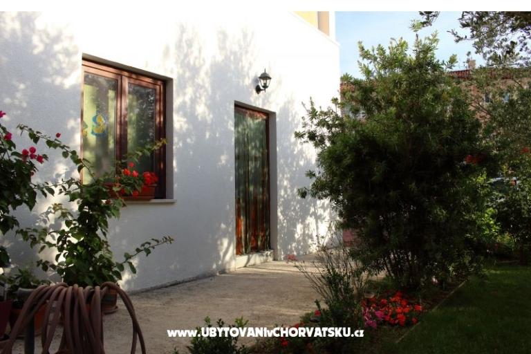 Apartments Tina Pakoštane – photo 12