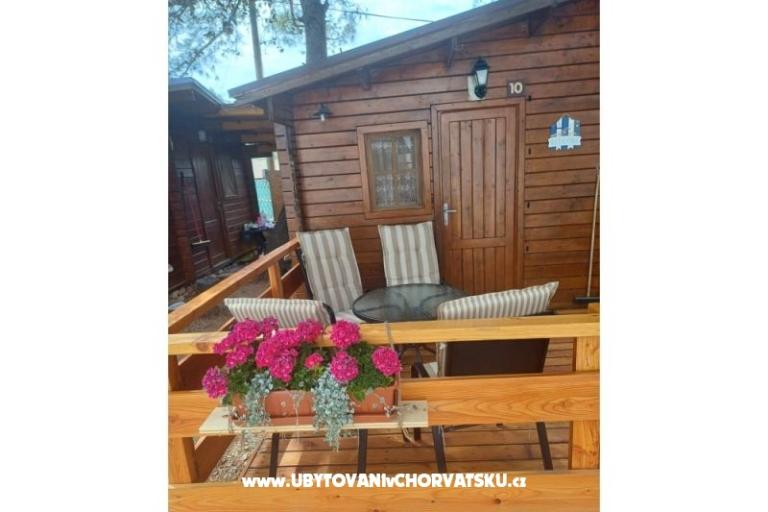 Chatky v Pakoštane – photo 3