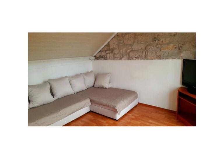 Stone house Porat – photo 9