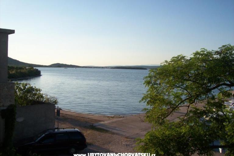 Apartments na moru – photo 6