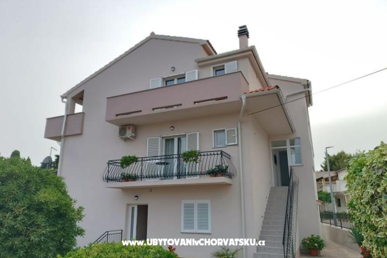 Apartment Ela – photo 2