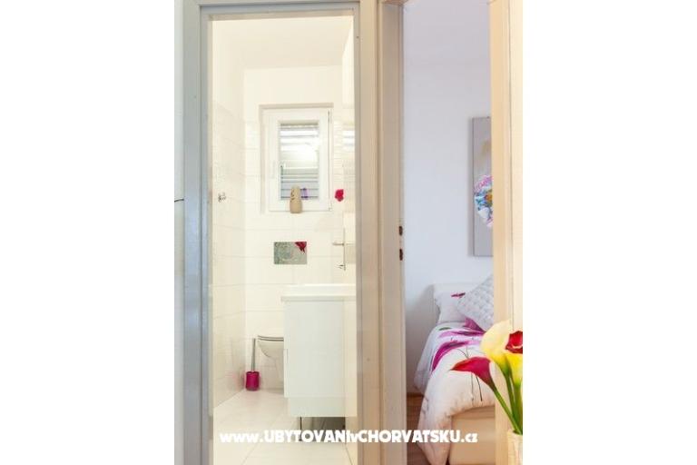 Apartments Ivandić Podgora – photo 8