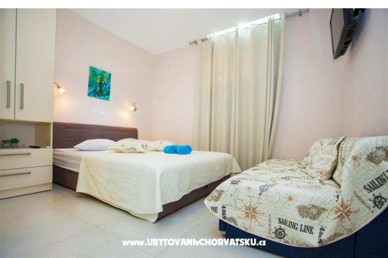 Apartments Lara – photo 13