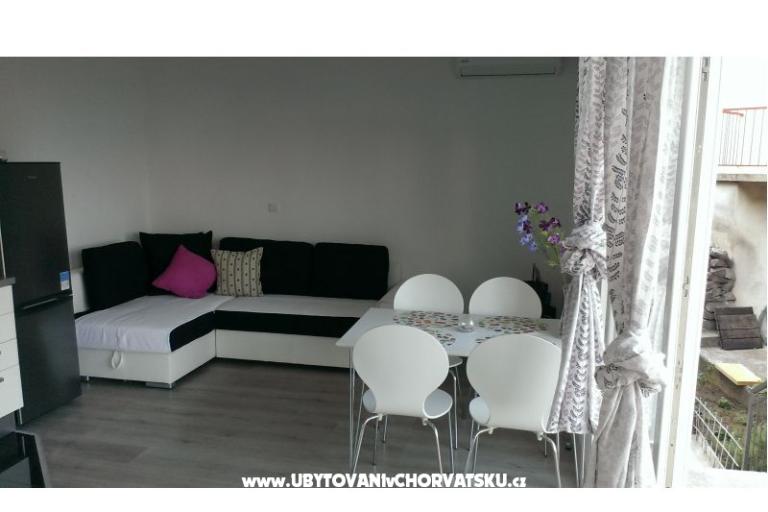 Apartments Pivac – photo 2
