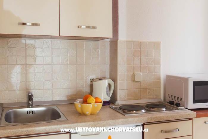 Apartments Niko Podgora – photo 10