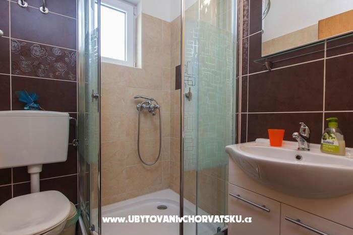 Apartments Niko Podgora – photo 11