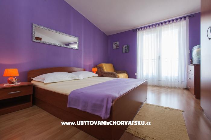 Apartments Niko Podgora – photo 12