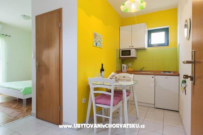 Apartments Niko Podgora – photo 3