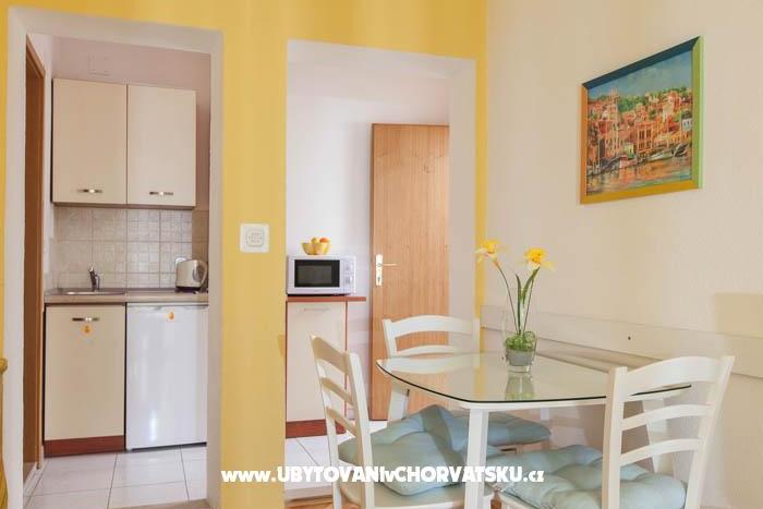 Apartments Niko Podgora – photo 8