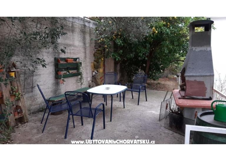 Luka Kokić Apartments – photo 9