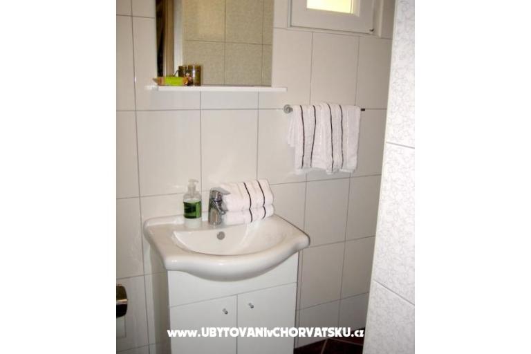 Sea Holiday House Drašnice – photo 16
