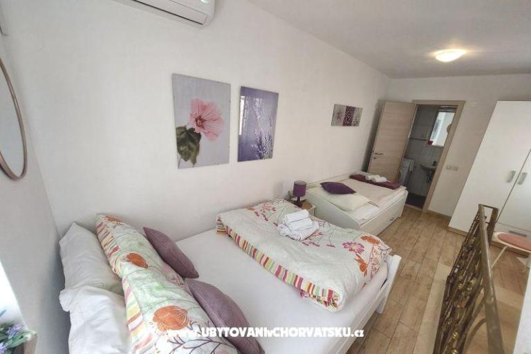 Sea Holiday House Drašnice – photo 22