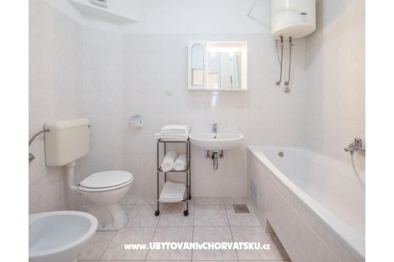 Apartments Zdravka – photo 13