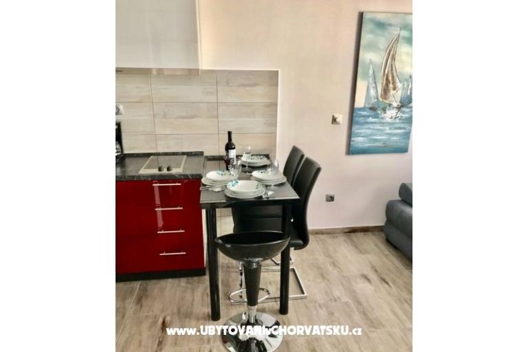 Apartment on the beach – photo 10