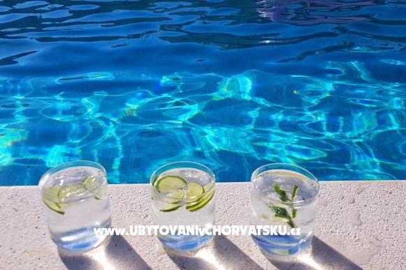 Apartments Lemon Garden with pool – photo 7
