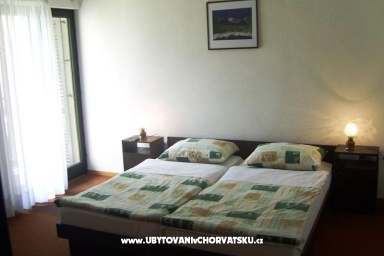 Villa with garden – photo 4