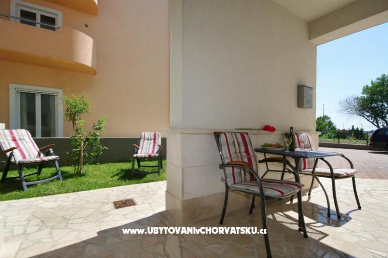 Apartments Višić – photo 8