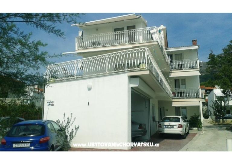 Apartments Lena – photo 2
