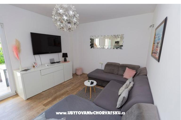 Apartment lux with garden – photo 14