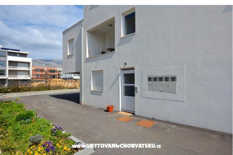 Apartment lux with garden – photo 27