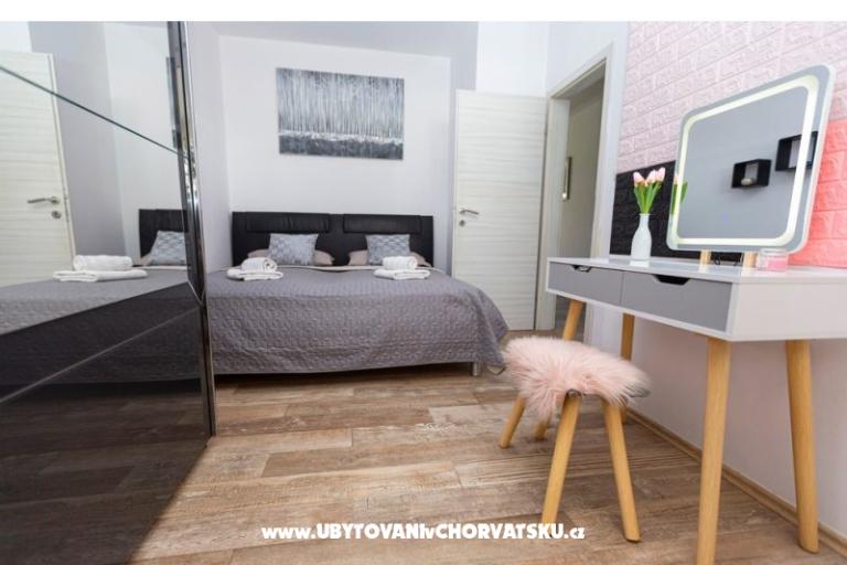 Apartment lux with garden – photo 7