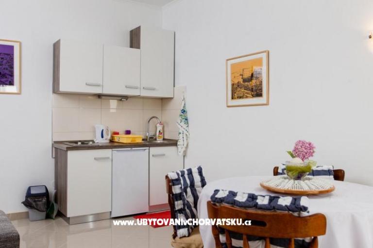 Apartments Knezovic – photo 3