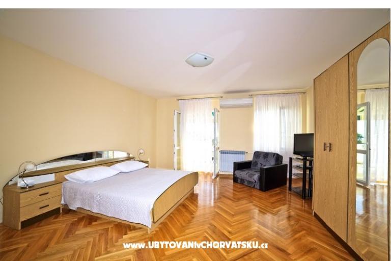Apartments Lela – photo 13