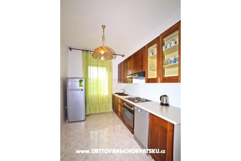 Apartments Lela – photo 9