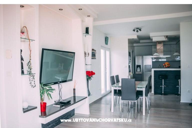 Apatman Ema – photo 4