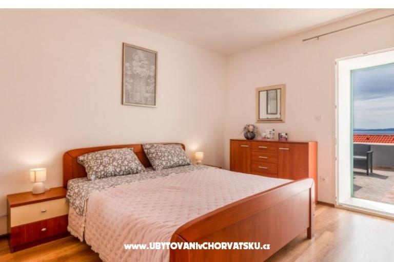 Holiday House Car – photo 6