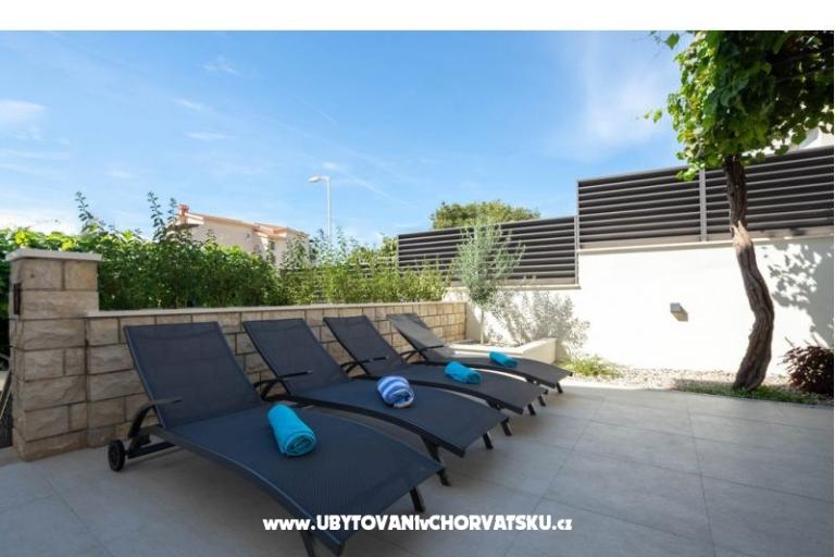 Villa Marante with pool – photo 23