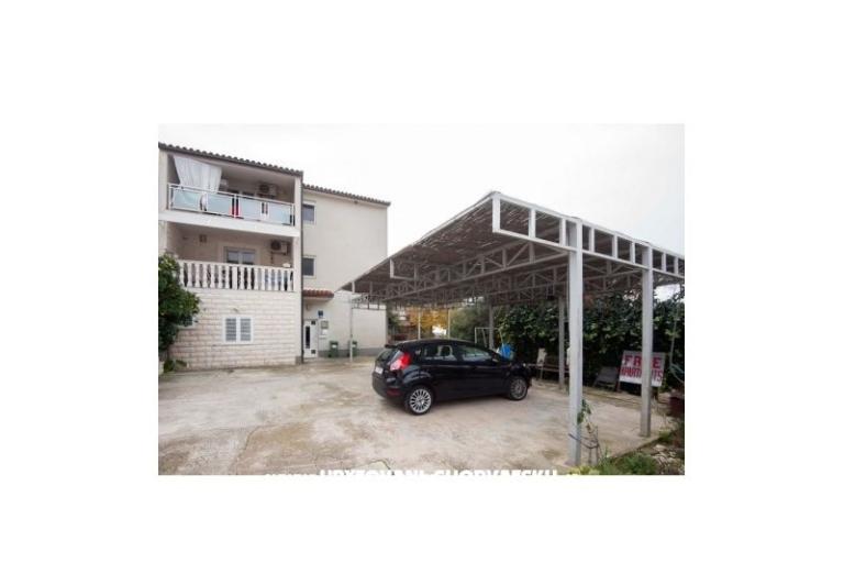 Apartments Jakov – photo 3