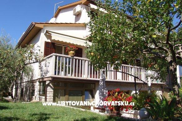 Apartments Tina – photo 2