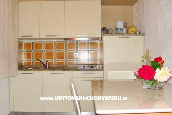 Apartments Tina – photo 9