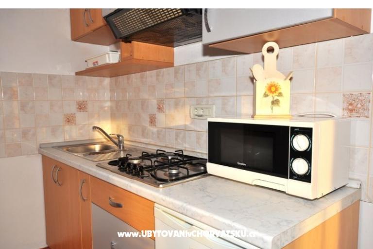 Apartments Zugan – photo 12