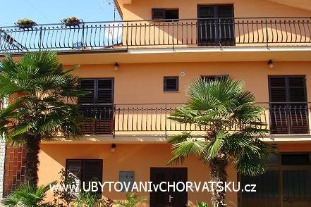 Apartments Tina – photo 2