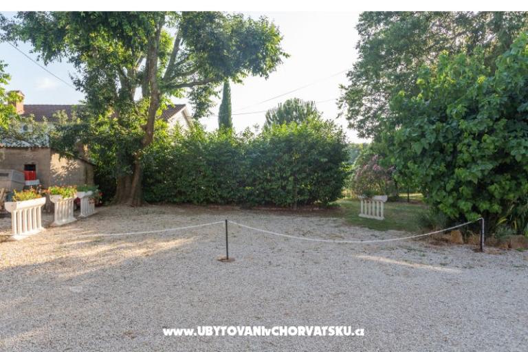Vacation house Cerjani - 14 osoba – photo 11