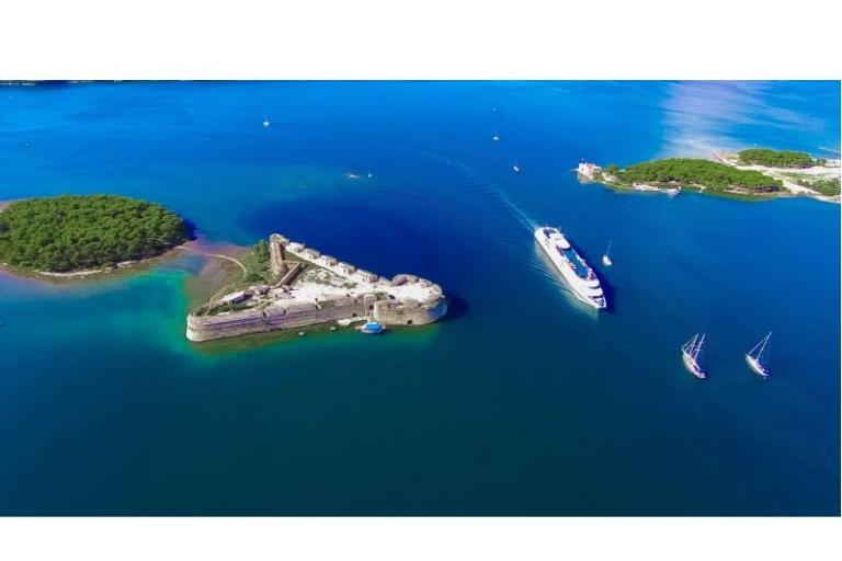 Apartment  Laura Galešnica – photo 14