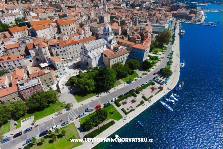 Apartment  Laura Galešnica – photo 15