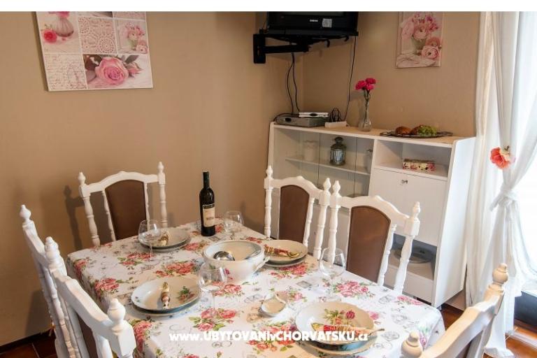 Apartments Gaćina – photo 12