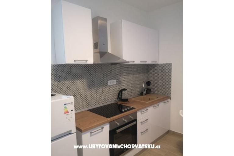 Apartments 10 metara od mora – photo 3