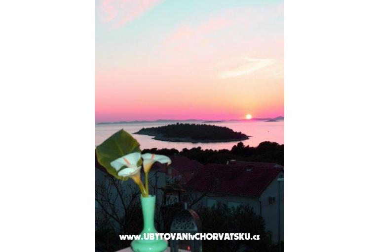 Apartments TONĆI I IRIS*** – photo 2