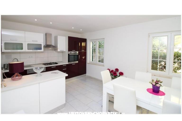 Scorpion Apartments – photo 9