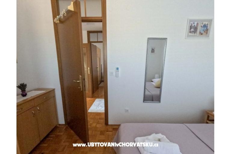 Apartment uz more i plažu – photo 22